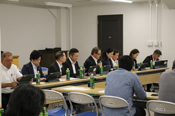 意見交換会の写真